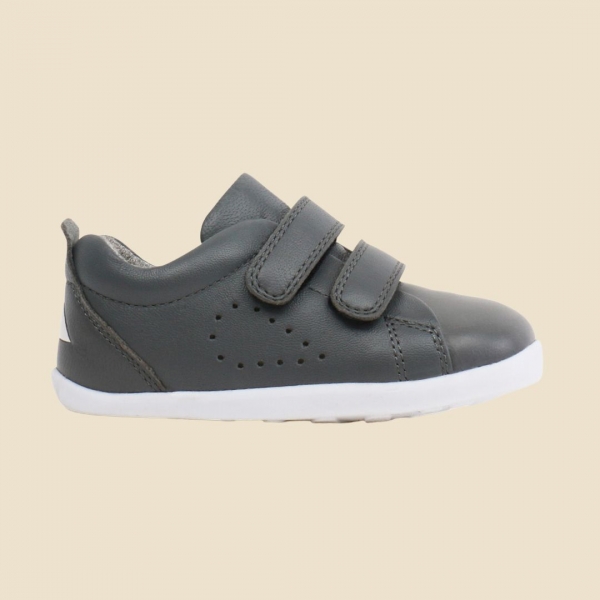 <b> Step up (Νο:18-22) </b><i>Grass Court Smoke</i>