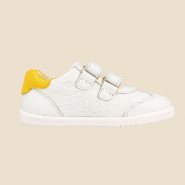 iWalk (No 23-26) Sprite Embrossed White + Yellow